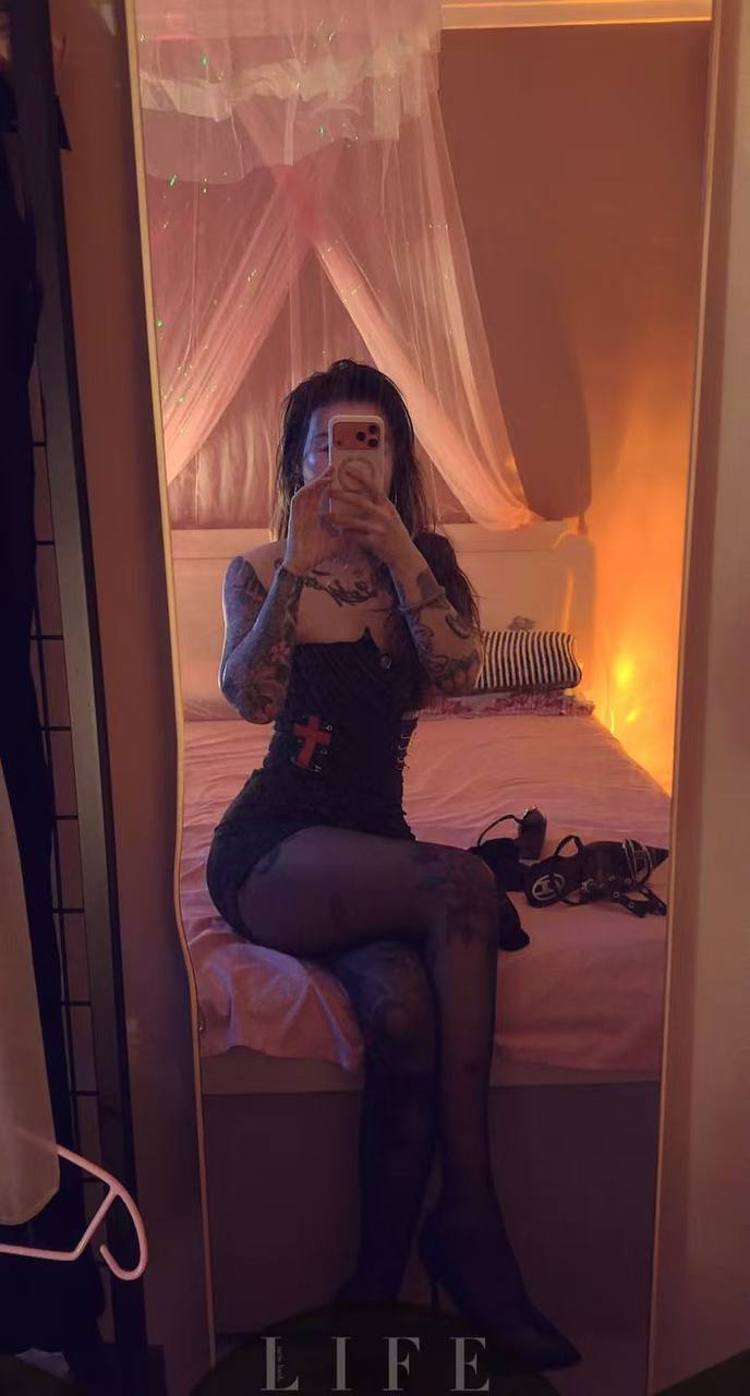 兰州雁滩纹身妹妹 毒龙制服诱惑丝袜调情 想看纹身约起来