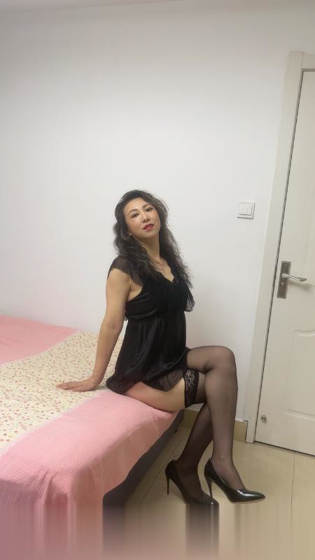 上海徐汇区铃兰姐姐