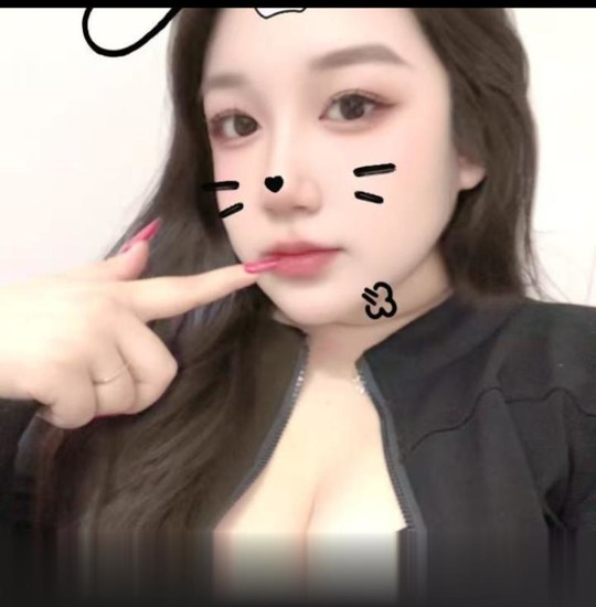 瑶海欣欣..小姐姐02年的很嫩