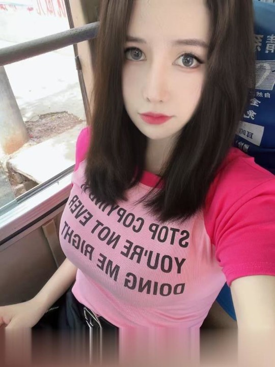 杭州下沙猪猪女孩