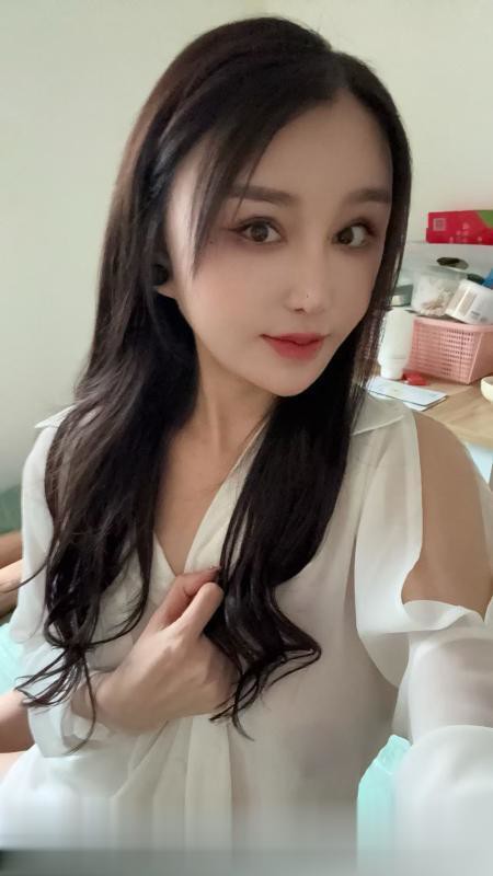 东站温柔骚佳怡