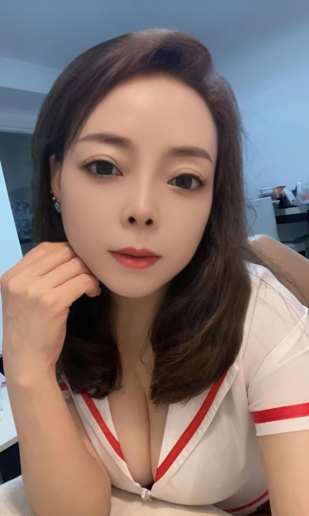 闵行区闵行服务大胸