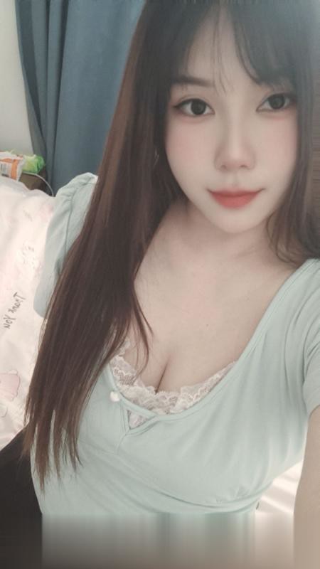 无锡惠山可可颜值还行就是微胖熊大类型的