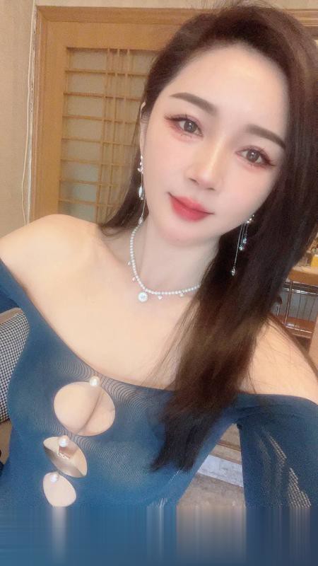 深圳龙岗杏儿老师制服随意选