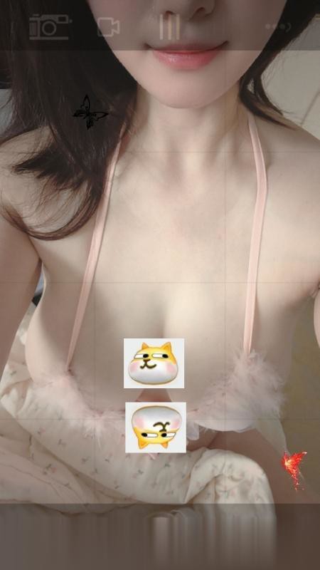 柳州肤白性感F杯小姐姐