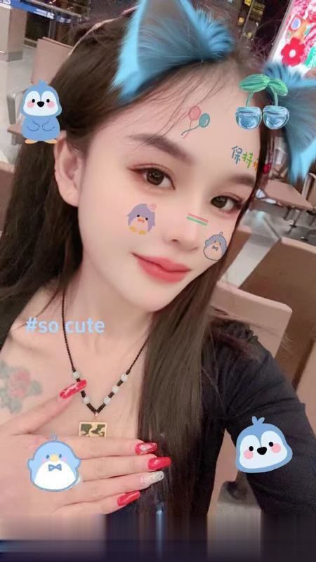 天津颜值小花猫..高颜值的妹妹，妹妹皮肤光滑