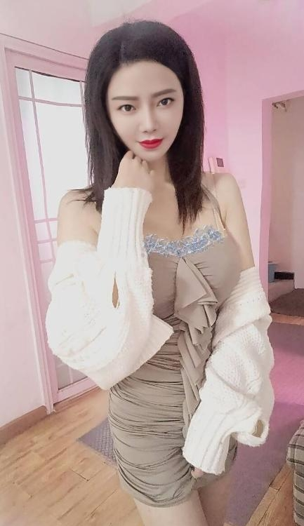 成都市武侯性感大奶御姐