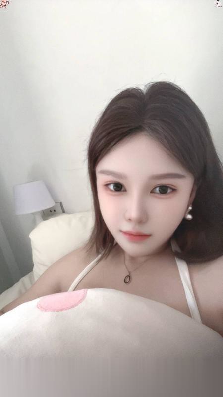 武汉杨家湾晴宝宝身材没得说，长得漂亮