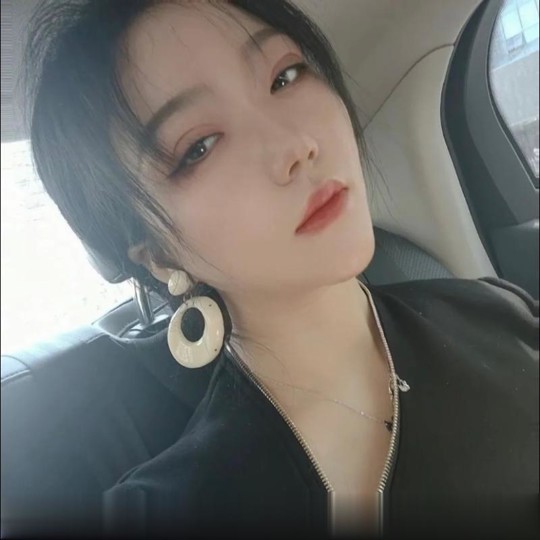 湖南-长沙雨花干净制服少妇