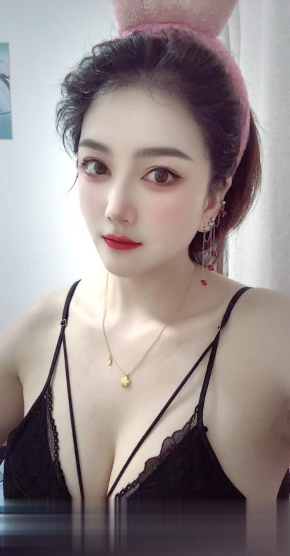 南京夫子庙性感少妇