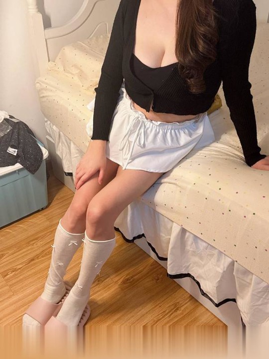 广州丰韵大胸莎老师