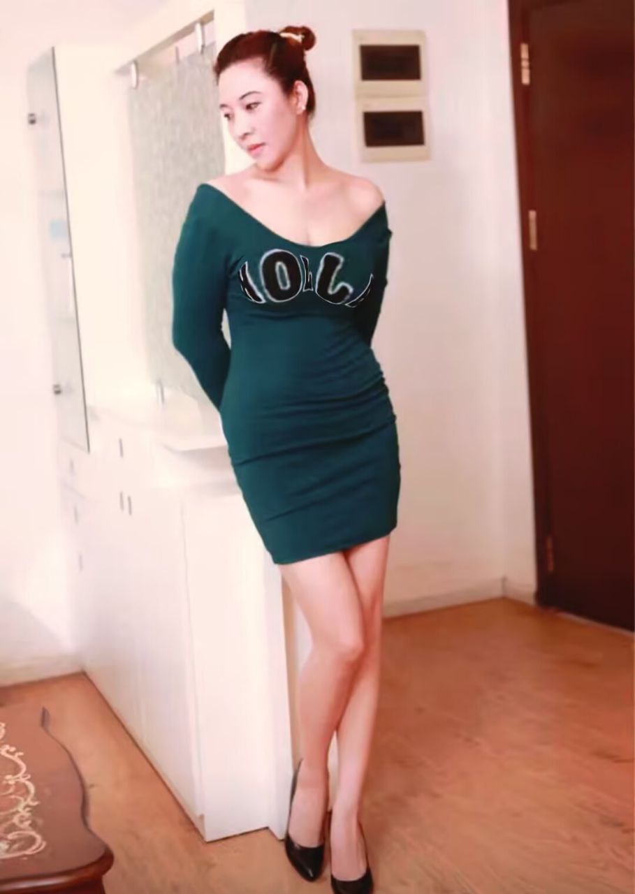 靓女173长腿波靓正宗莞式体力扶雾系spa（拜师学艺名不虚传）