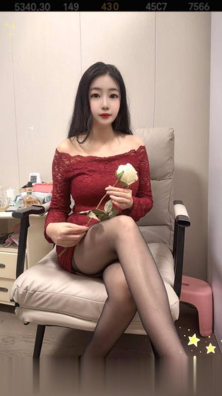 合肥蜀山包臀晨晨纯纯小妹，高潮真会喷水