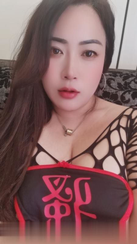 西青巨乳E杯熟女