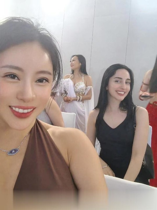 上海爱健身跳舞的静安骚妇