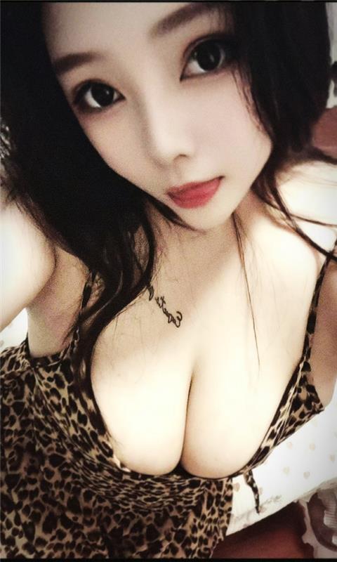 郑州管城区性感翘臀妹子