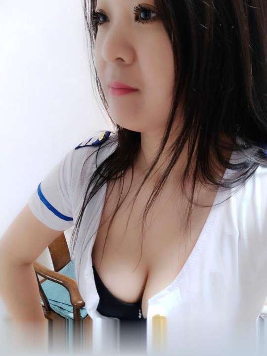 西安颜值特色泡泡浴美女制服 莞式