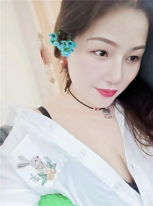 惠州大亚湾丰满小姐姐