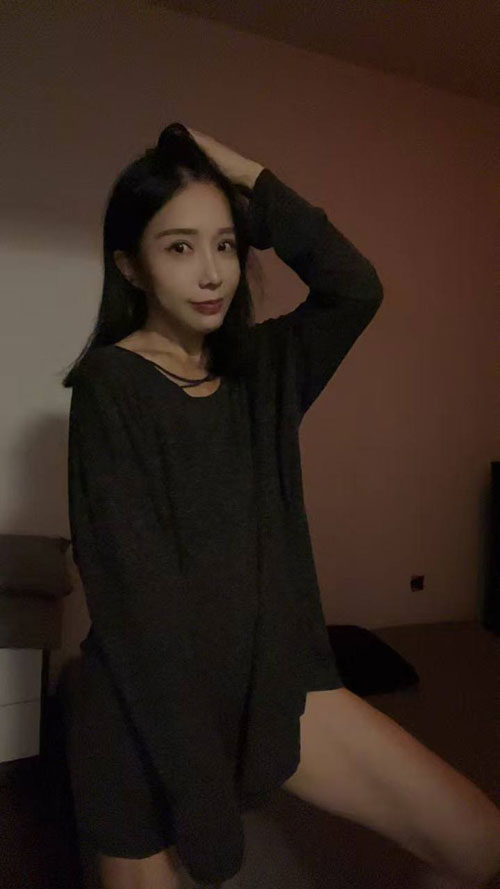 北京凤楼微熟女美少妇 黑丝 69 漫游 性价比超高