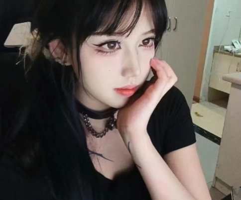 天津19岁，颜值身材极品小猫咪