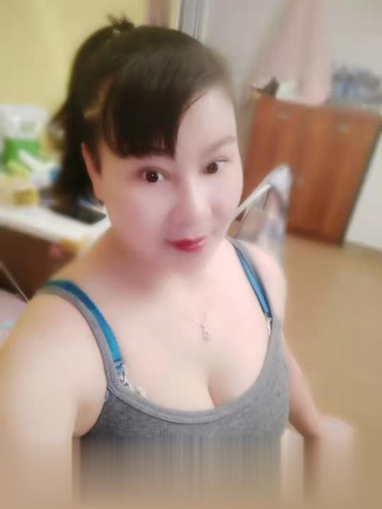 福建-泉州服务型少妇.